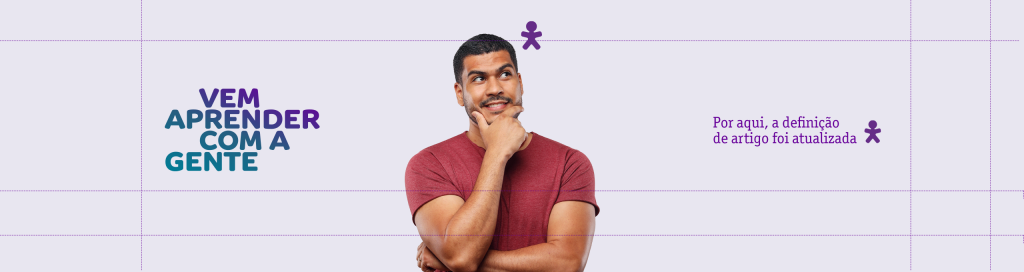 Banner com um fundo branco e um Homem negro de braços cruzados olhando para o horizonte