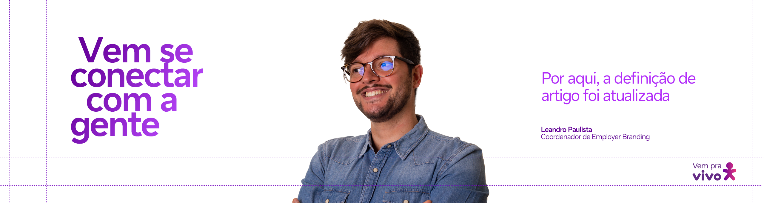 homem branco de oculos sorrindo e a frase entenda o conceito de adaptabilidade